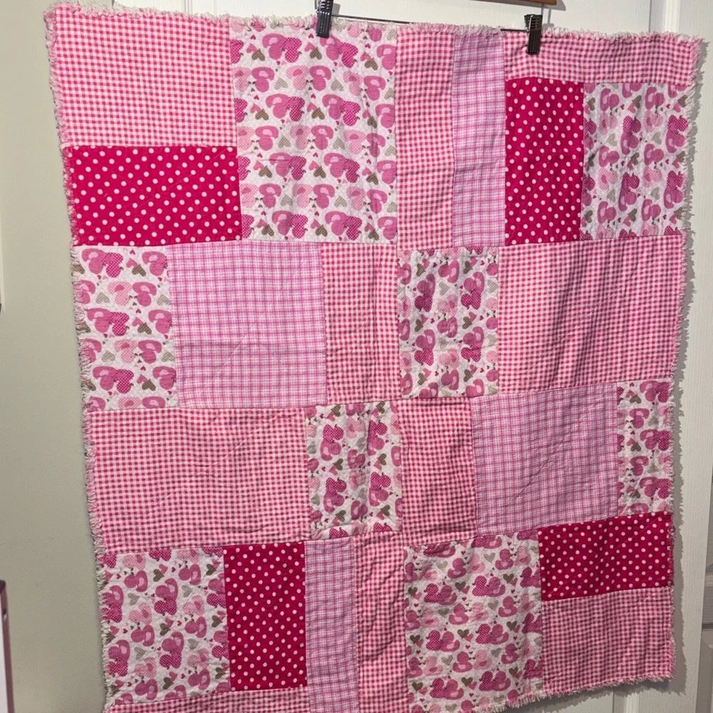Handmade pink Patchwork Rag Quilt - Picture 4 of 10
